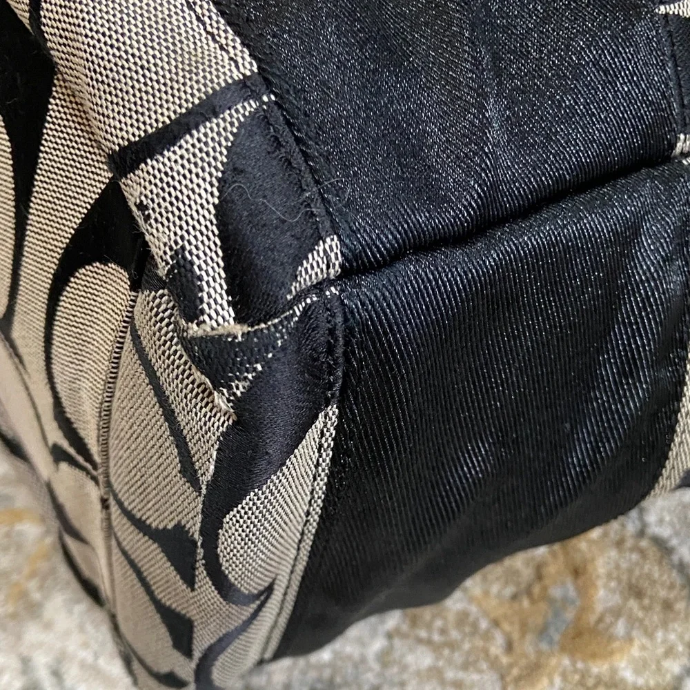 Coach 2009 Stripe Jacquard Black and Gray Baby Bag (F13803) - Picture 12 of 16
